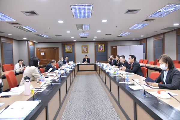 สำนักงานอัยการสูงสุดจัดประชุมคณะกรรมการพิจารณาแก้ไขระเบียบคณะกรรมการอัยการว่าด้วยเครื่องแบบและการแต่งกายของข้าราชการฝ่ายอัยการ พ.ศ. 2556 ครั้งที่ 4/2567