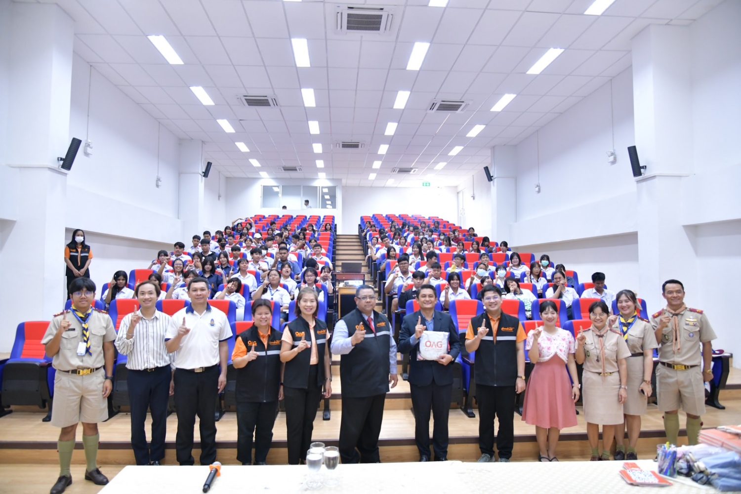 สำนักงานอัยการสูงสุด ลงพื้นที่จัดกิจกรรมโครงการเสริมสร้างความรู้ความเข้าใจเพื่อสร้างกระบวนการเชิงรุกในการส่งเสริมให้ประชาชนรู้ทันความเป็นไปของสังคมในมิติด้านกฎหมายและกระบวนการยุติธรรม (รู้ =ทัน) ณ โรงเรียนราชวินิต นนทบุรี