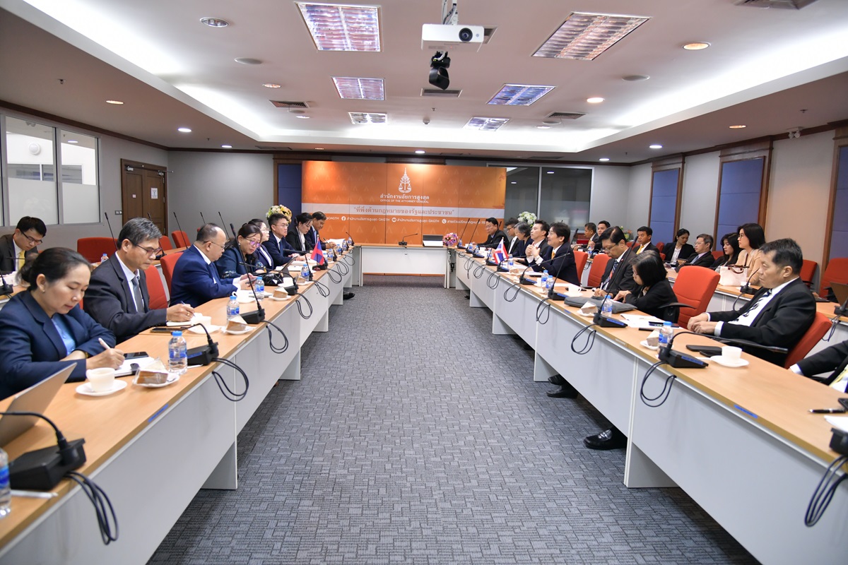 สำนักงานอัยการสูงสุดให้การต้อนรับคณะผู้บริหารระดับสูงของสาธารณรัฐประชาธิปไตยประชาชนลาว ในโอกาสเข้าพบเพื่อหารือข้อราชการ