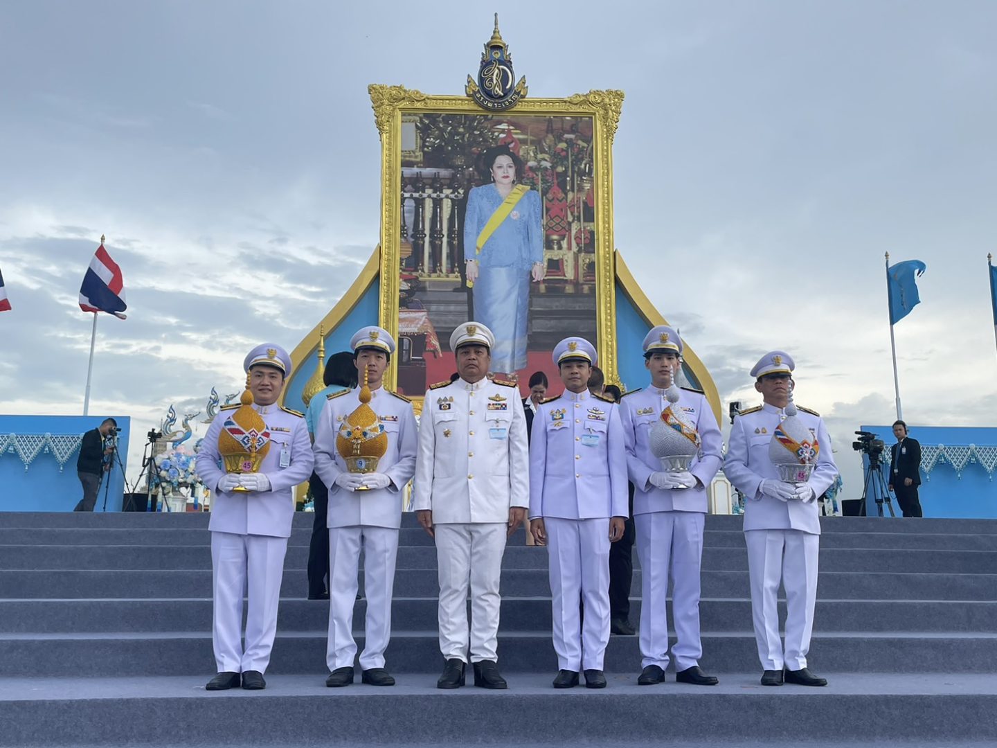 สำนักงานอัยการสูงสุดร่วมพิธีถวายเครื่องราชสักการะและวางพานพุ่มและพิธีจุดเทียนถวายพระพรชัยมงคลสมเด็จพระนางเจ้าสิริกิติ์ พระบรมราชินีนาถ พระบรมราชชนนีพันปีหลวงเนื่องในโอกาสวันเฉลิมพระชนมพรรษา 12 สิงหาคม 2566