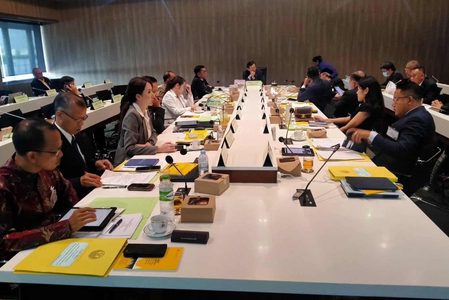 สำนักงานอัยการสูงสุดร่วมประชุมกับคณะกรรมาธิการวิสามัญเพื่อพิจารณาศึกษาและเสนอแนวทางการส่งเสริมกระบวนการสร้างสันติภาพเพื่อแก้ไขปัญหาความขัดแย้งในพื้นที่สามจังหวัดชายแดนภาคใต้