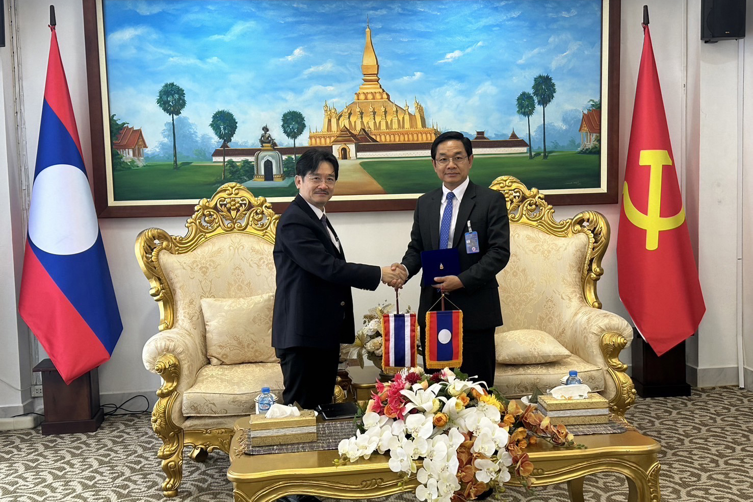 สำนักงานอัยการสูงสุดร่วมสัมมนาการปฏิบัติตามพันธกรณีระหว่างประเทศในการต่อต้านการฟอกเงินและการสนับสนุนทุนในการก่อการร้าย ณ กรุงเวียงจันทน์ สาธารณรัฐประชาธิปไตยประชาชนลาว