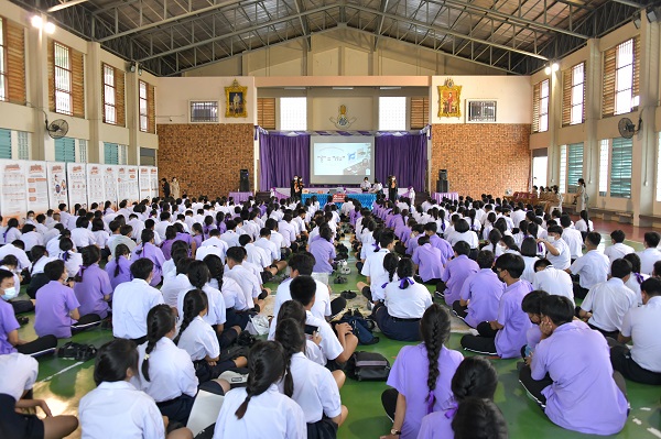 สำนักงานอัยการสูงสุด ลงพื้นที่จัดกิจกรรมโครงการเสริมสร้างความรู้ความเข้าใจเพื่อสร้างกระบวนการเชิงรุกในการส่งเสริมให้ประชาชนรู้ทันความเป็นไปของสังคมในมิติด้านกฎหมายและกระบวนการยุติธรรม ณ โรงเรียนมัธยมปุรณาวาส