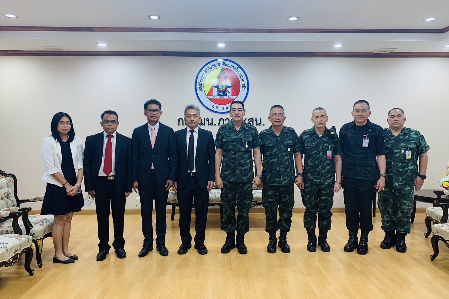 สำนักงานอัยการภาค 9 หารือข้อราชการในพื้นที่จังหวัดชายแดนภาคใต้ ร่วมกับ แม่ทัพภาคที่ 4 และผู้อำนวยการรักษาความมั่นคงภายในภาค 4 ส่วนหน้า