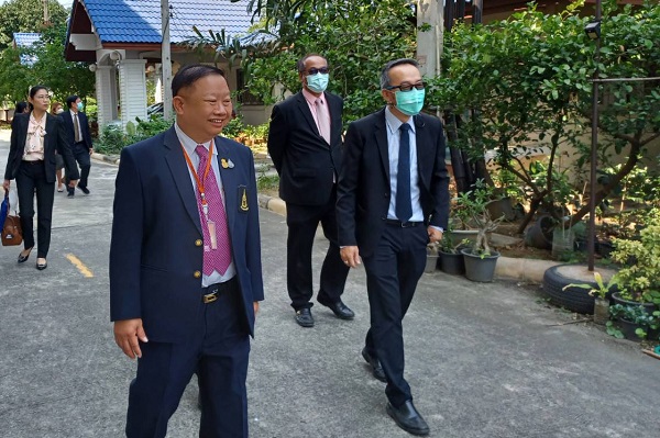 ผู้ตรวจการอัยการลงพื้นที่ตรวจเยี่ยมและติดตามการปฏิบัติราชการของสำนักงานอัยการในพื้นที่จังหวัดปทุมธานี
