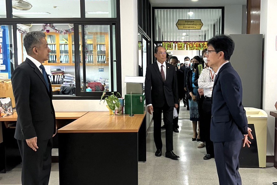 ผู้ตรวจการอัยการลงพื้นที่ตรวจเยี่ยมและติดตามการปฏิบัติราชการของสำนักงานอัยการในพื้นที่จังหวัดปัตตานี