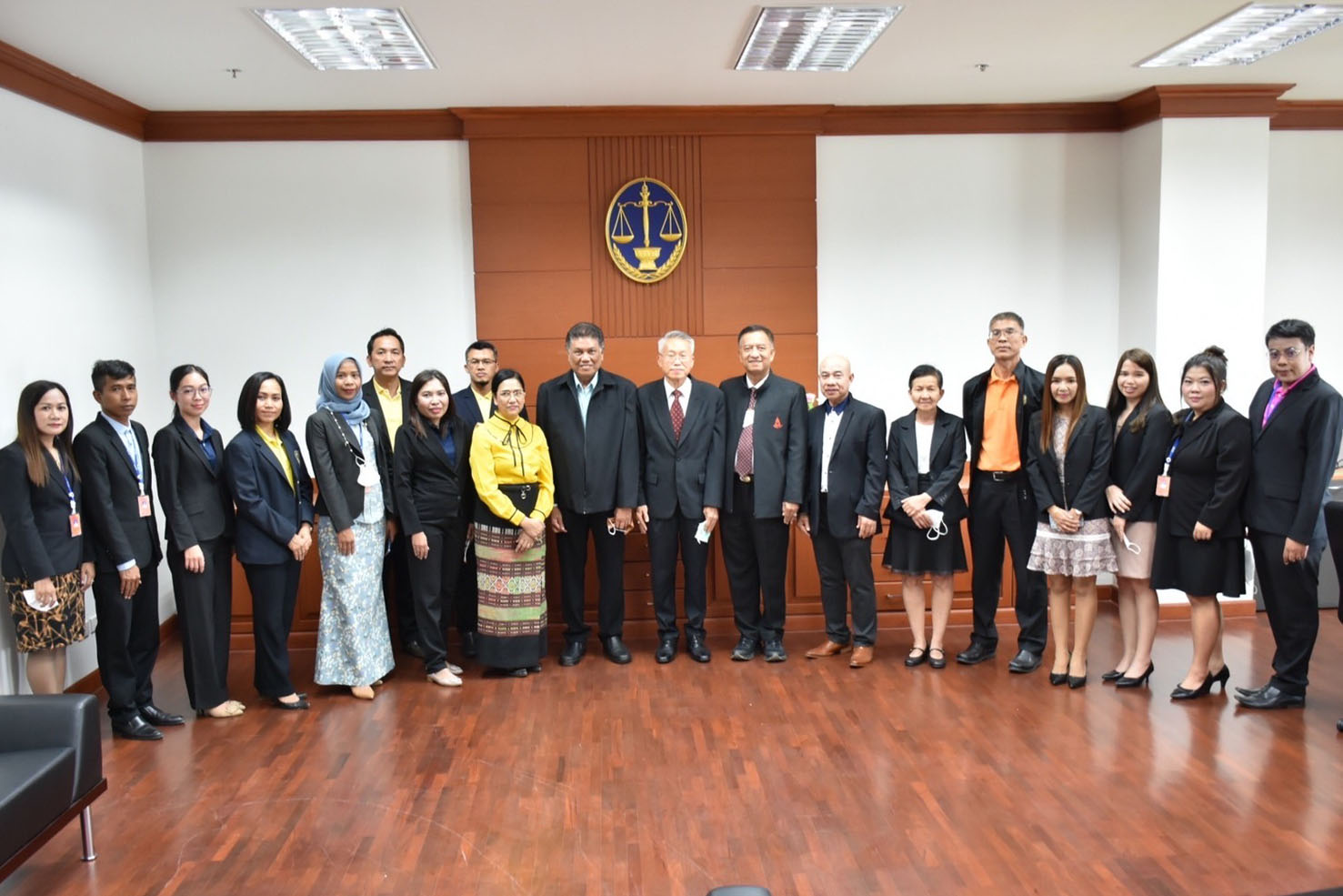สำนักงานอัยการคดีปกครองจังหวัดยะลา หารือข้อราชการเกี่ยวกับความร่วมมือด้านการเผยแพร่ประชาสัมพันธ์และการให้ความรู้ด้านคดีปกครองแก่ประชาชนในพื้นที่จังหวัดชายแดนภาคใต้ ร่วมกับ อธิบดีศาลปกครองครองยะลา