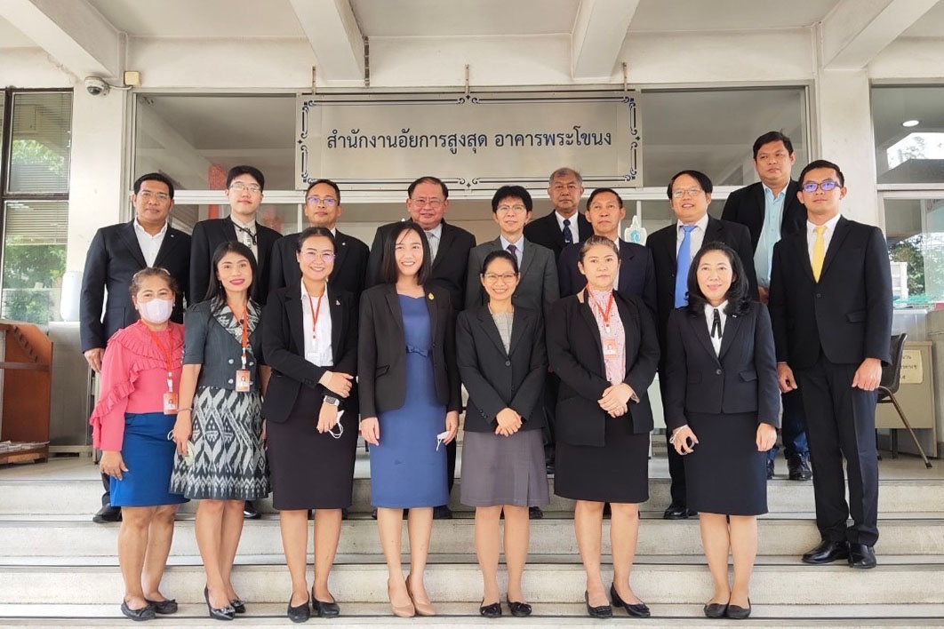 ผู้ตรวจการอัยการตรวจเยี่ยมและติดตามการปฏิบัติราชการ สำนักงานคดีอาญาพระโขนง