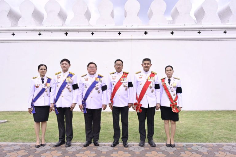 อัยการสูงสุดเข้าเฝ้าฯ รับเสด็จในการพิธีถวายน้ำสรงพระบรมศพ
