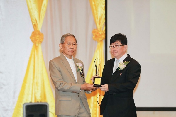สำนักงานอัยการสูงสุดได้รับรางวัลผู้ปิดทองหลังพระ ประจำปี 2565