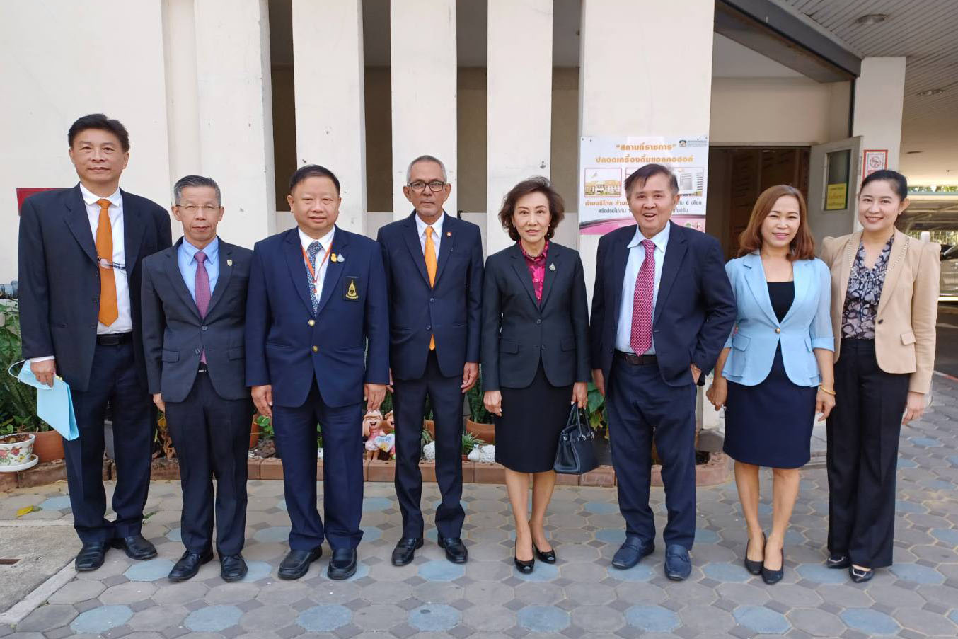 ผู้ตรวจการอัยการลงพื้นที่ตรวจเยี่ยมและติดตามการปฏิบัติราชการสำนักงานอัยการในสำนักงานคดีอาญามีนบุรี