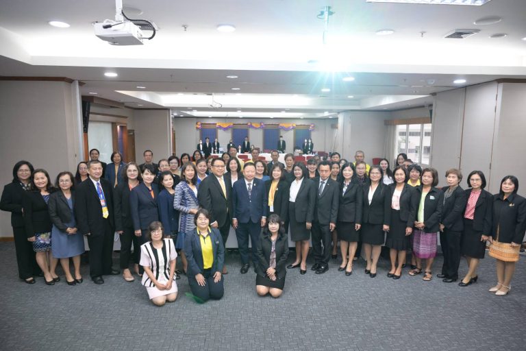 สำนักงานอัยการสูงสุด จัดพิธีเปิดโครงการถ่ายทอดแนวคิดและประสบการณ์ก่อนเกษียณ ประจำปีงบประมาณ พ.ศ. 2568