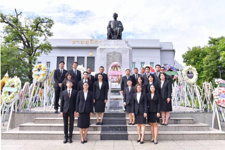 สำนักงานอัยการสูงสุด ร่วมวางพวงมาลาถวายสักการะพระอนุสาวรีย์ พระเจ้าบรมวงศ์เธอ กรมหลวงราชบุรีดิเรกฤทธิ์ เนื่องใน “วันรพี”