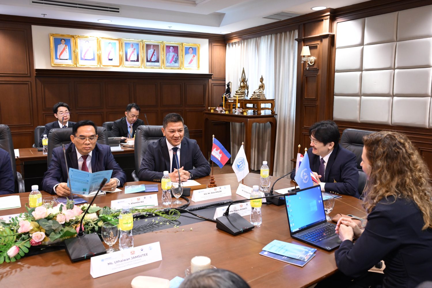 คณะผู้ประสานงานกลางฯ กัมพูชา เข้าศึกษาดูงานกระบวนการยุติธรรมทางอาญาและบทบาทพนักงานอัยการของไทย ณ สำนักงานอัยการสูงสุด