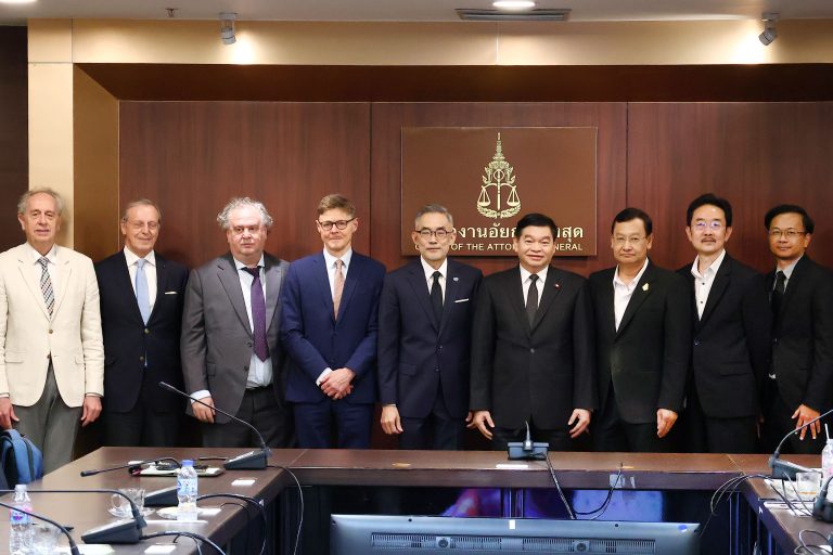 สำนักงานอัยการสูงสุด ต้อนรับคณะผู้แทนสหประชาชาติด้านสิทธิมนุษยชน ที่เข้าหารือและบรรยายเกี่ยวกับการสืบสวนสอบสวนการเสียชีวิตภายใต้การควบคุมของเจ้าหน้าที่ตามหลักและแนวทางพิธีสารมินเนโซตา 2016