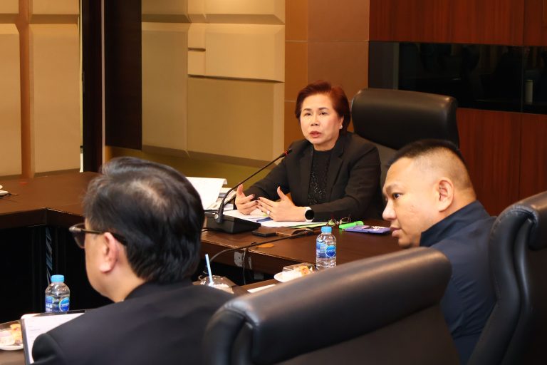สำนักงานอัยการสูงสุด ร่วมหารือกับสำนักงานตำรวจแห่งชาติ ธนาคารแห่งประเทศไทย และสมาคมธนาคารไทย เร่งกำหนดมาตรฐานพยานหลักฐานอิเล็กทรอนิกส์ เพื่อให้การดำเนินคดีอาชญากรรมทางเทคโนโลยีทำได้รวดเร็วขึ้น