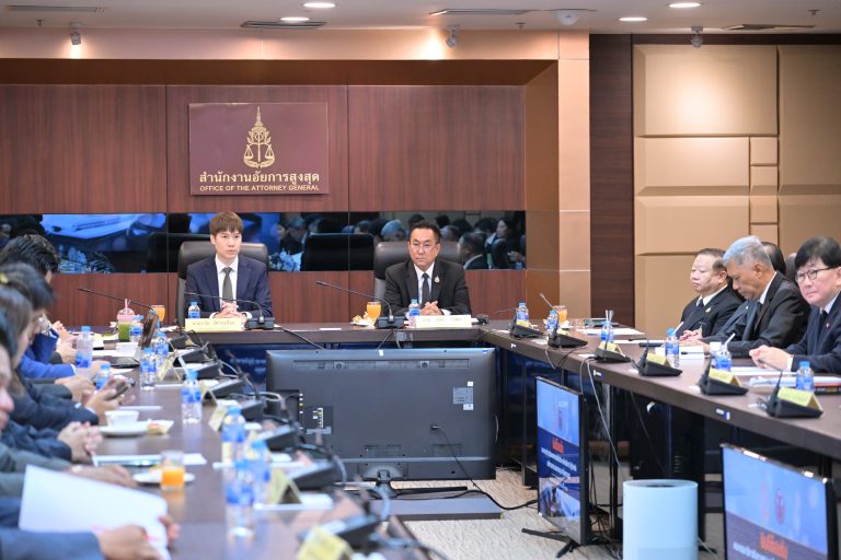 อัยการสูงสุด ร่วมหารือกับคณะกรรมาธิการกิจการศาล องค์กรอิสระ องค์กรอัยการฯ สภาผู้แทนราษฎร ในโอกาสเข้าศึกษาดูงานการดำเนินงานด้านการบริหารจัดการและการอำนวยความยุติธรรมของสำนักงานอัยการสูงสุด