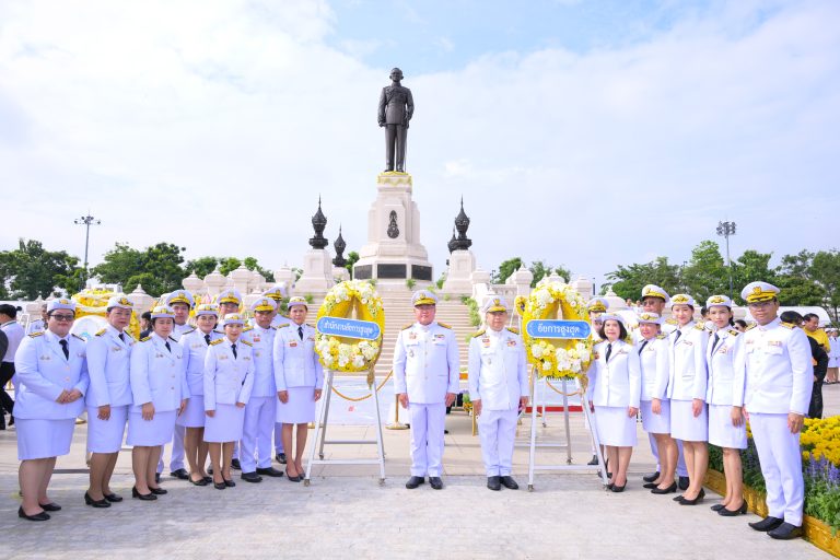 สำนักงานอัยการสูงสุด ร่วมวางพวงมาลาเพื่อแสดงความจงรักภักดีและน้อมรำลึกในพระมหากรุณาธิคุณเนื่องใน “วันนวมินทรมหาราช” พุทธศักราช 2568