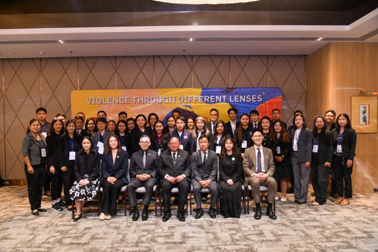 สถาบันนิติวัชร์ ร่วมกับ UN Women และ SHero Thailand จัดโครงการ “Violence through different lenses : ทำความเข้าใจความรุนแรงในกระบวนการยุติธรรม” กิจกรรม “Unpacking Violence Against Women : ถอดรหัสความรุนแรง สู่ความยุติธรรมทางเพศ”