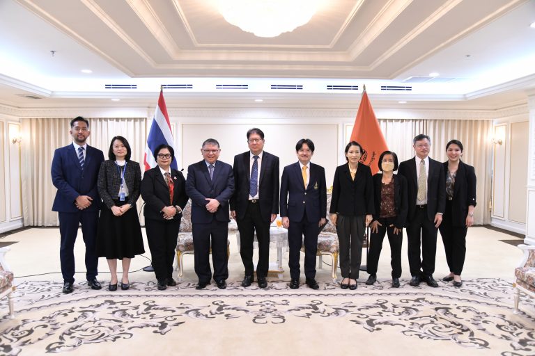 สำนักงานอัยการสูงสุด ให้การต้อนรับรองอัยการสูงสุดแห่งสาธารณรัฐอินโดนีเซีย และคณะ พร้อมหารือข้อราชการเพื่อเสริมสร้างความร่วมมือระดับทวิภาคีของทั้งสองประเทศ