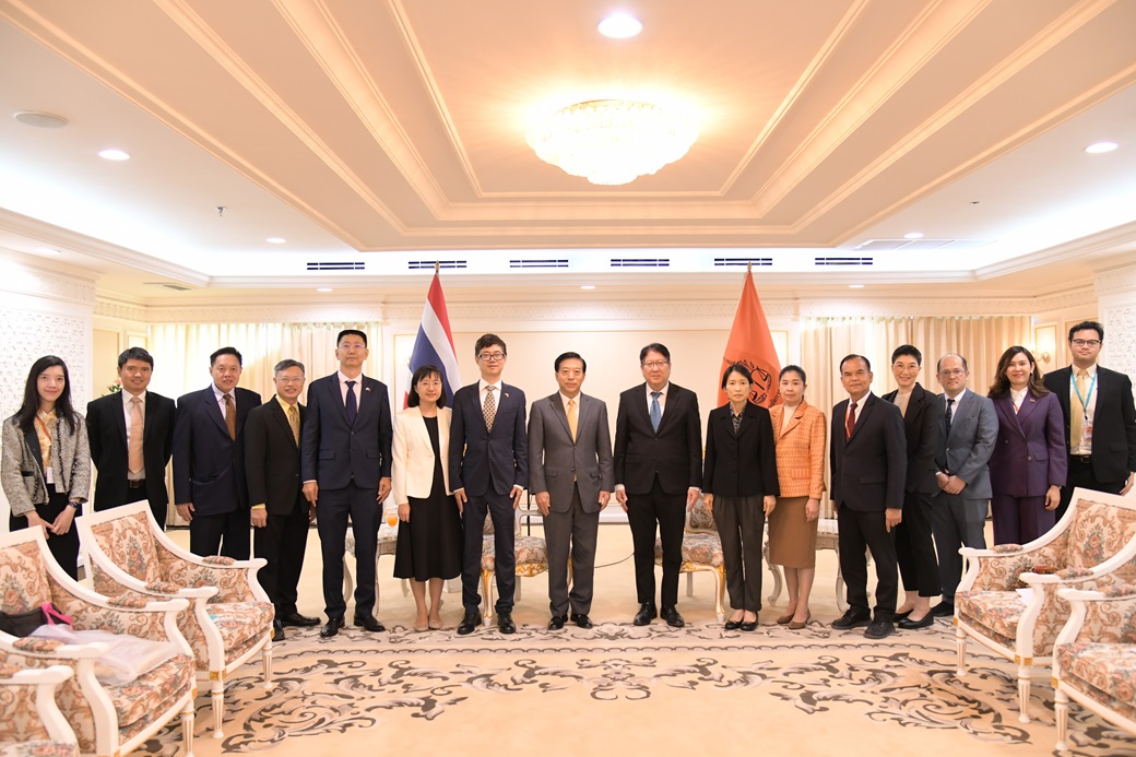 สำนักงานอัยการสูงสุดให้การต้อนรับเอกอัครราชทูตพิเศษแห่งสาธารณรัฐประชาชนจีนประจำราชอาณาจักรไทย และคณะ