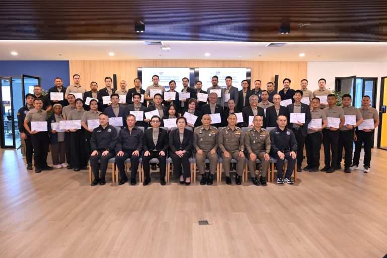 สำนักงานอัยการสูงสุด ร่วมจัดพิธีปิดโครงการฝึกอบรมเพื่อพัฒนาศักยภาพเจ้าหน้าที่ตำรวจและพนักงานอัยการในการดำเนินคดีอาชญากรรมทางเทคโนโลยี(Training of Cyber Collaboration of Police & Prosecutors : CYBER – COP²) รุ่นที่ 1