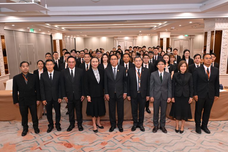 สำนักงานอัยการสูงสุด จัดพิธีเปิดโครงการอบรม “หลักสูตรการฝึกอบรมเพื่อพัฒนาทักษะการปฏิบัติราชการของพนักงานอัยการด้านสั่งคดีและการว่าความ”