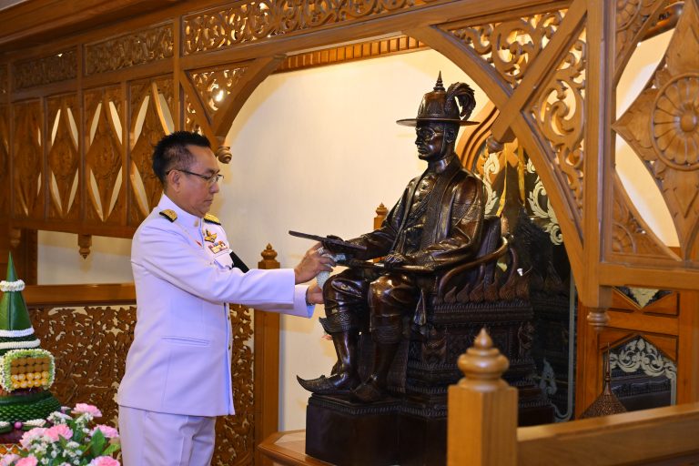 สำนักงานอัยการสูงสุดจัดพิธีถวายทักษิณานุปทานและบำเพ็ญกุศลเนื่องในวันพระบาทสมเด็จพระพุทธยอดฟ้าจุฬาโลกมหาราชและวันที่ระลึกมหาจักรีบรมราชวงศ์