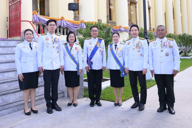 อัยการสูงสุดร่วมเฝ้าฯ รับเสด็จ พระบาทสมเด็จพระเจ้าอยู่หัว ในการพระราชพิธีทรงบำเพ็ญพระราชกุศลถวายผ้าพระกฐิน พุทธศักราช 2568